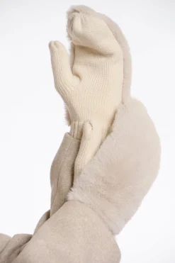 Oxo faux fur gloves